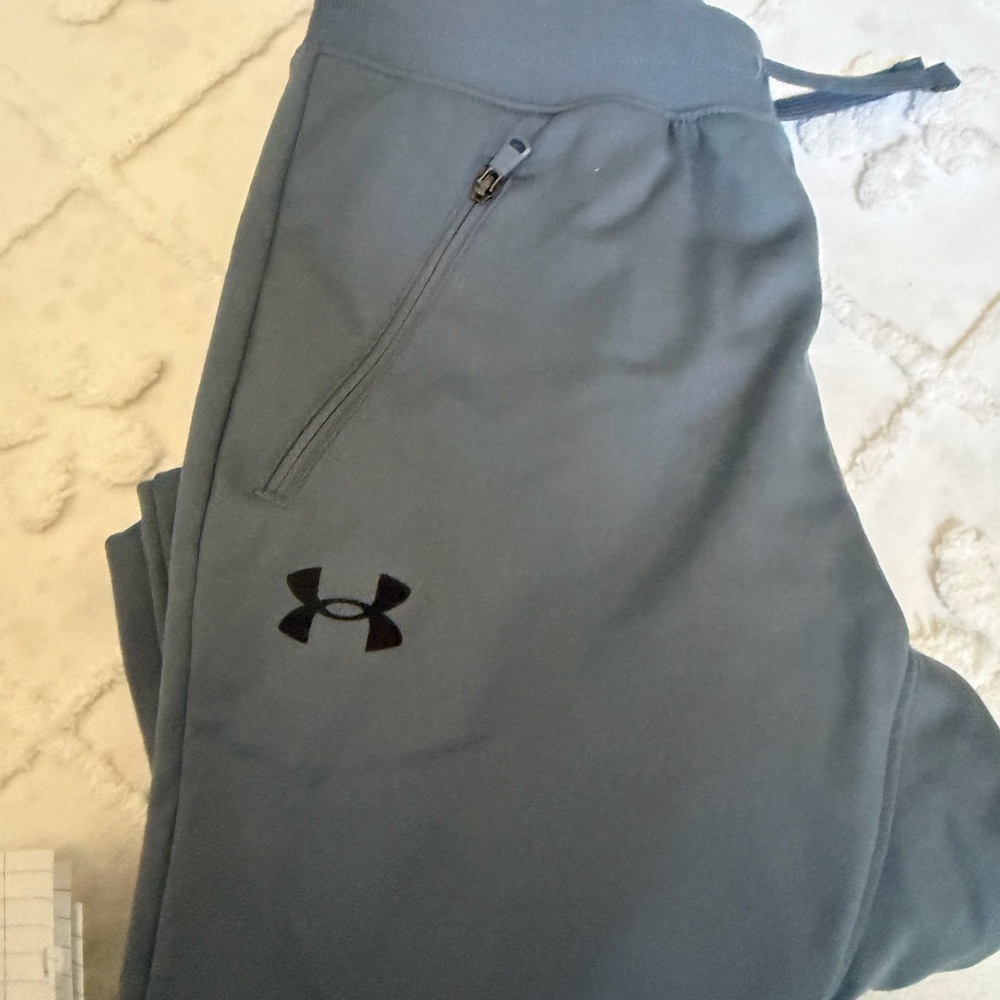 Under Armour Gray Sweatpants for Kids